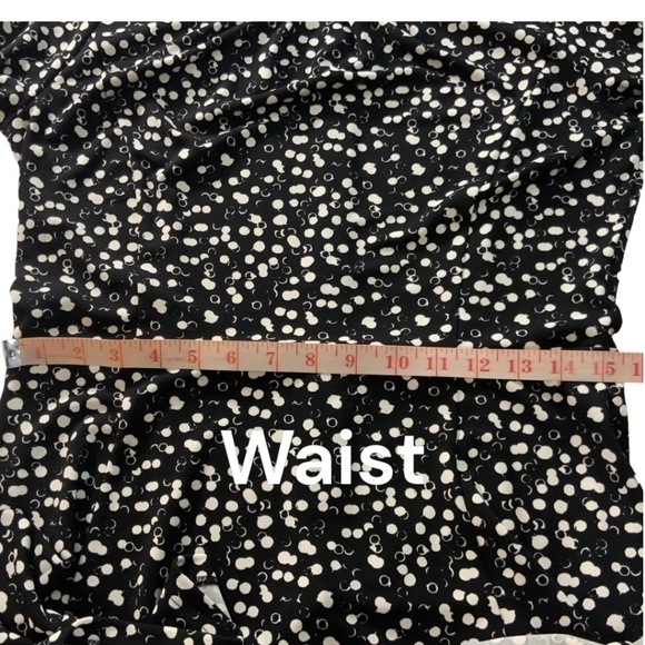 TALBOTS Petite Black White Floral Print Fit And Flare Short Sleeve Dress US MP - Picture 6 of 9